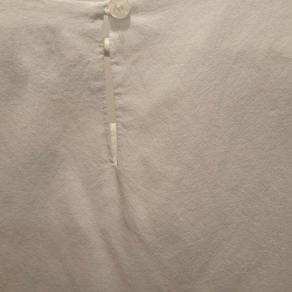 Banana Republic Sleeveless White Blouse - Picture 5 of 5